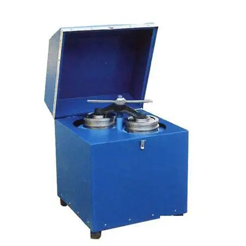 Uzavřená bruska na vzorky